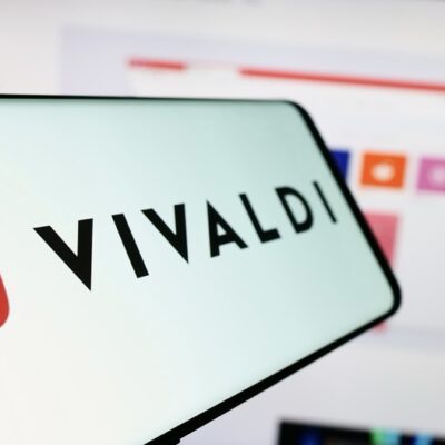Vivaldi Rejects AI Integration, Commits to Human-Centric Browsing