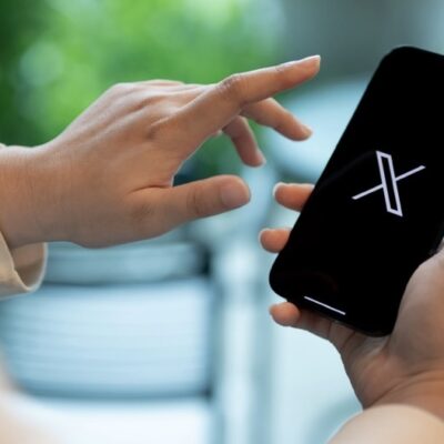 XChat Expands Roll-Out With Easy-to-Crack 4-Digit PIN Key