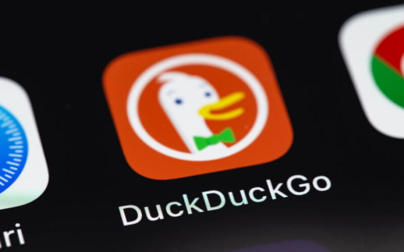 DuckDuckGo adds advanced AI reasoning models to Duckai