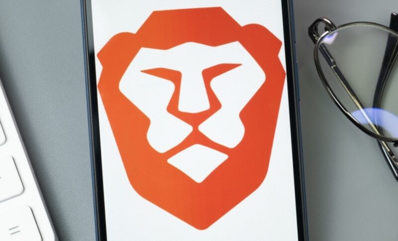 Brave brings “Shred” to Android for one-tap tracking data deletion