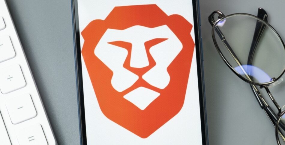 Brave brings “Shred” to Android for one-tap tracking data deletion