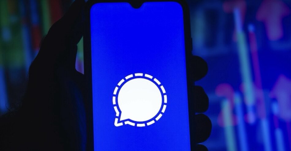 Signal is testing a new plaintext chat export feature in Beta 8.7