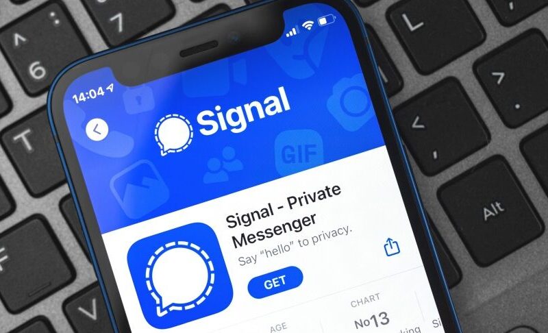 Signal adds auto key verification to detect encryption key tampering