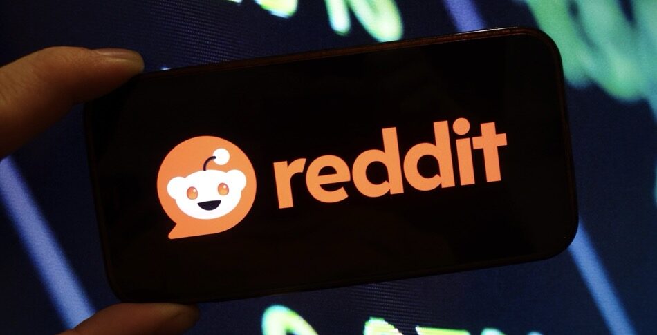 Reddit to require login to access content, citing scraping and ad targeting